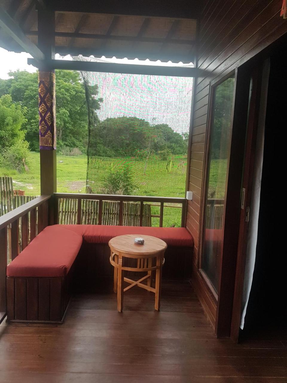 Uma Hostel Lembongan Екстер'єр фото
