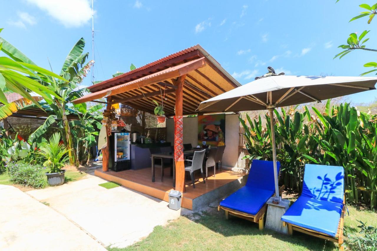 Uma Hostel Lembongan Екстер'єр фото