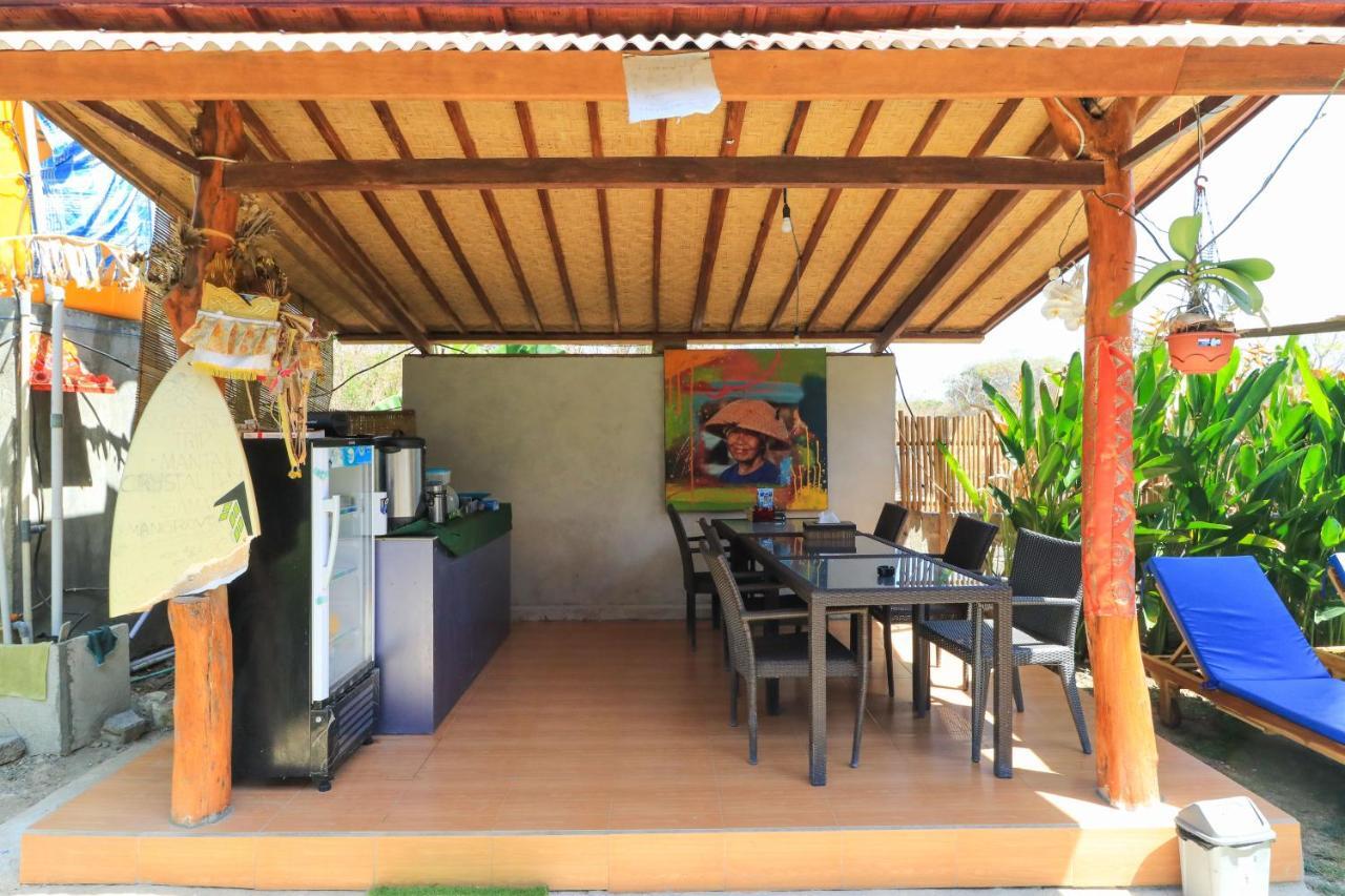 Uma Hostel Lembongan Екстер'єр фото